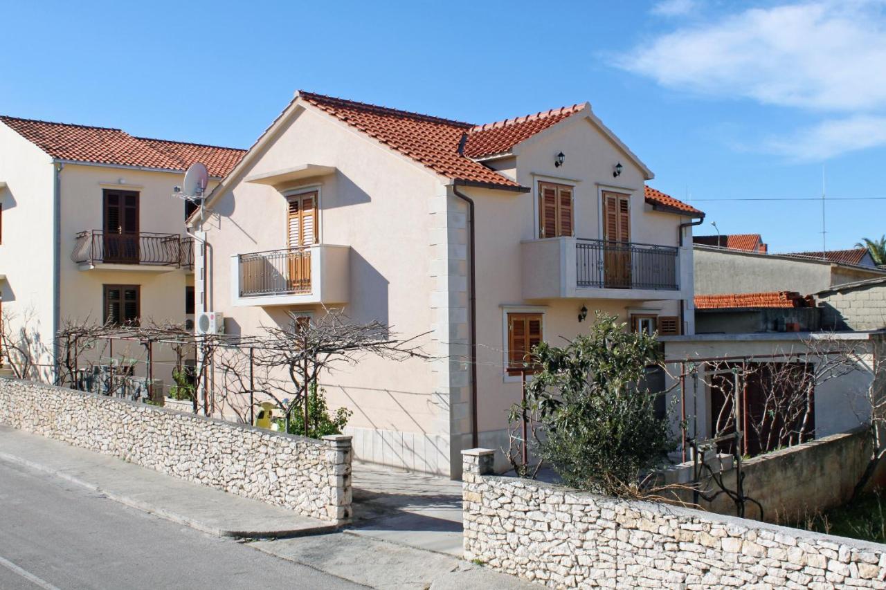 Apartments With A Parking Space Supetar, Brac - 6037 外观 照片
