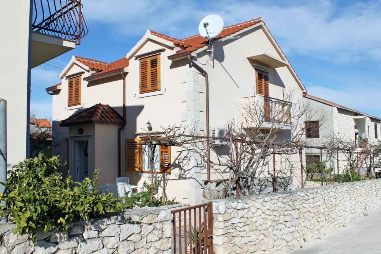 Apartments With A Parking Space Supetar, Brac - 6037 外观 照片