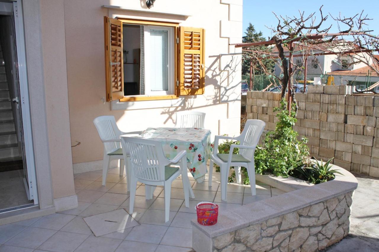 Apartments With A Parking Space Supetar, Brac - 6037 外观 照片